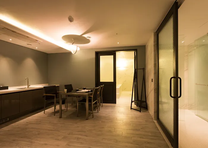 Trang Blue 3* Seoul